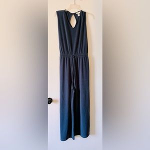 XL jumpsuit Blue /grey Loft. Sleeveless v- neck. $25